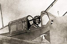 Marin La Meslee dans avion